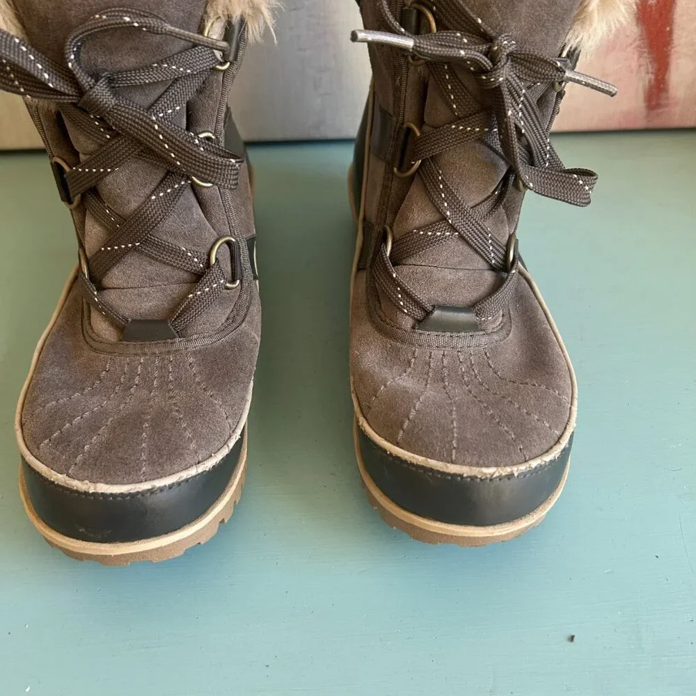 Sorel Tivoli II  Tall Ankle Fur Lined Lace Up Winter Snow Boots Size 6.5 Women's